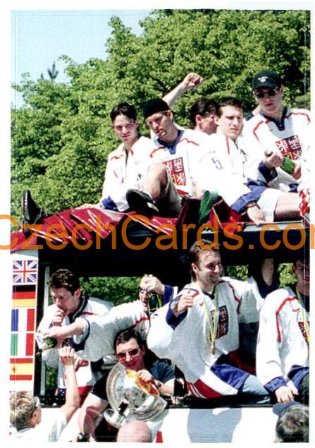 2000 WC celebration 1/3 2021 Kaufland sticker #172