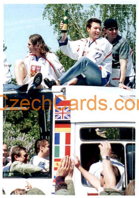2000 WC celebration 3/3 2021 Kaufland sticker #174