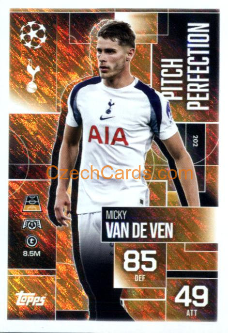 Micky van de Ven 2025/26 Match Attax Extra Pitch Perfection #202
